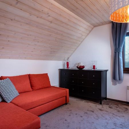 Villa Jasen Stará Lesná エクステリア 写真