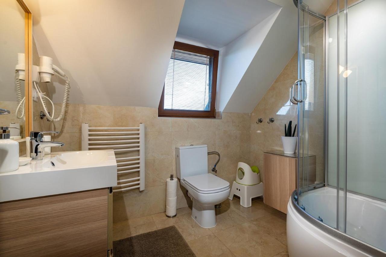 Villa Jasen Stará Lesná エクステリア 写真
